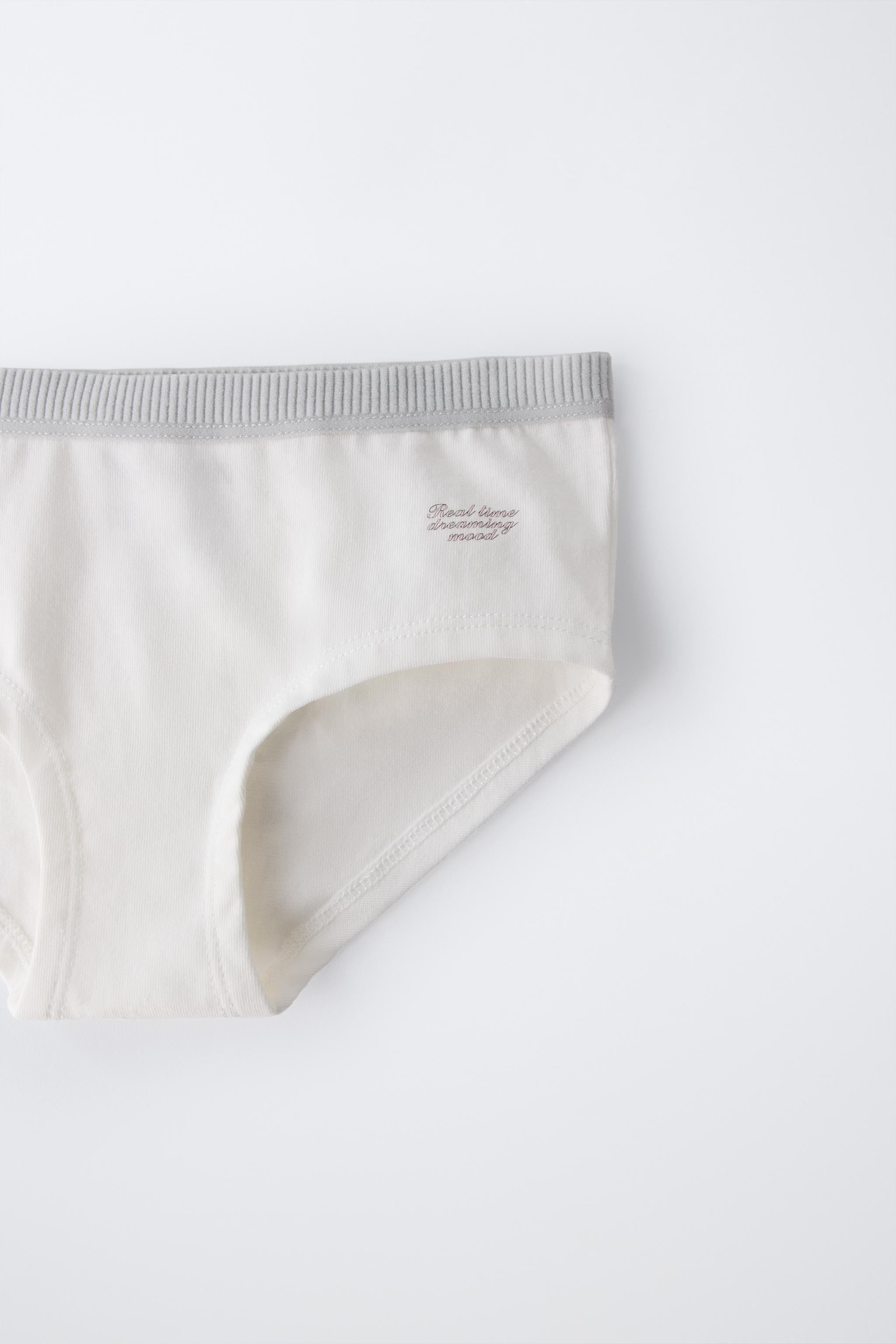AGES 6-14 / SIX-PACK OF STRIPED UNDERWEAR